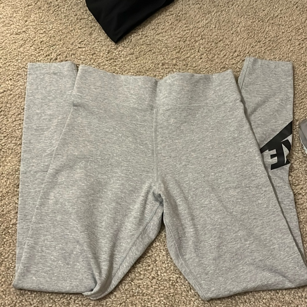 Womens Nike leggings